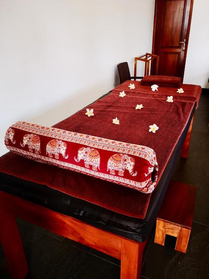 Thoduwawa Beach Villa Paiyagala Екстер'єр фото